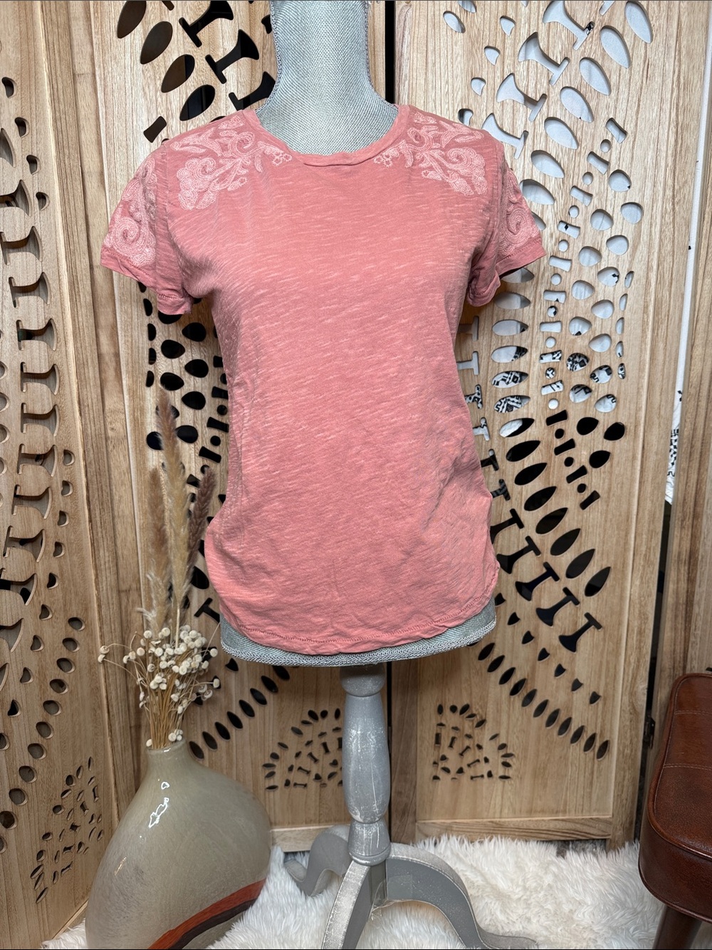 Lucky Brand Dusty Rose Lace-Trim Short Sleeve Tee